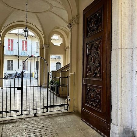 Romano Suite Turin Luaran gambar