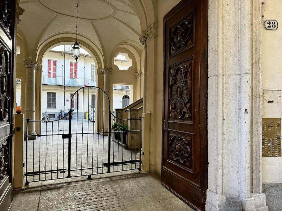 Romano Suite Turin Luaran gambar